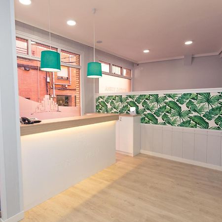 Hostal Viena โซรีอา ภายนอก รูปภาพ