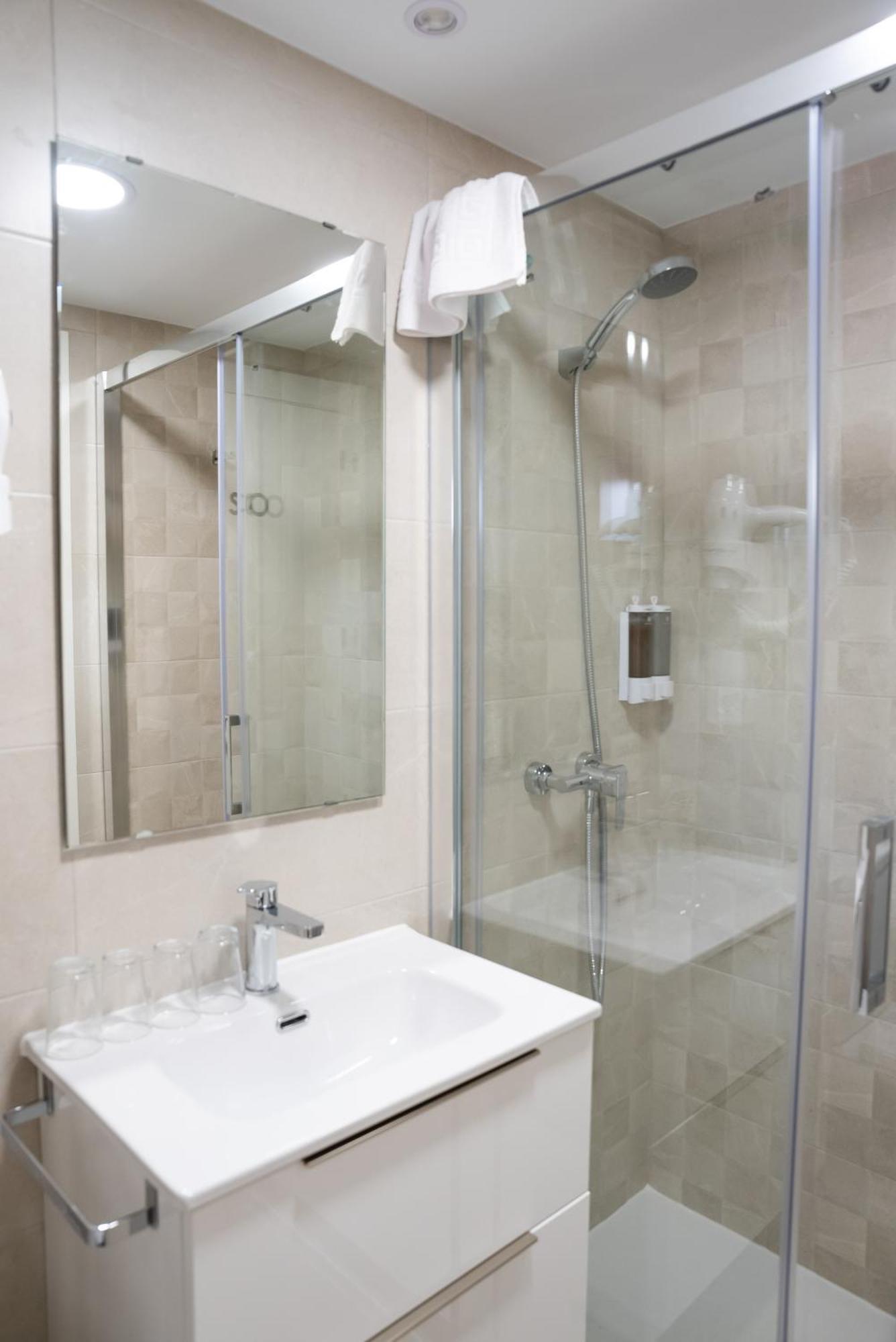 Hostal Viena โซรีอา ภายนอก รูปภาพ