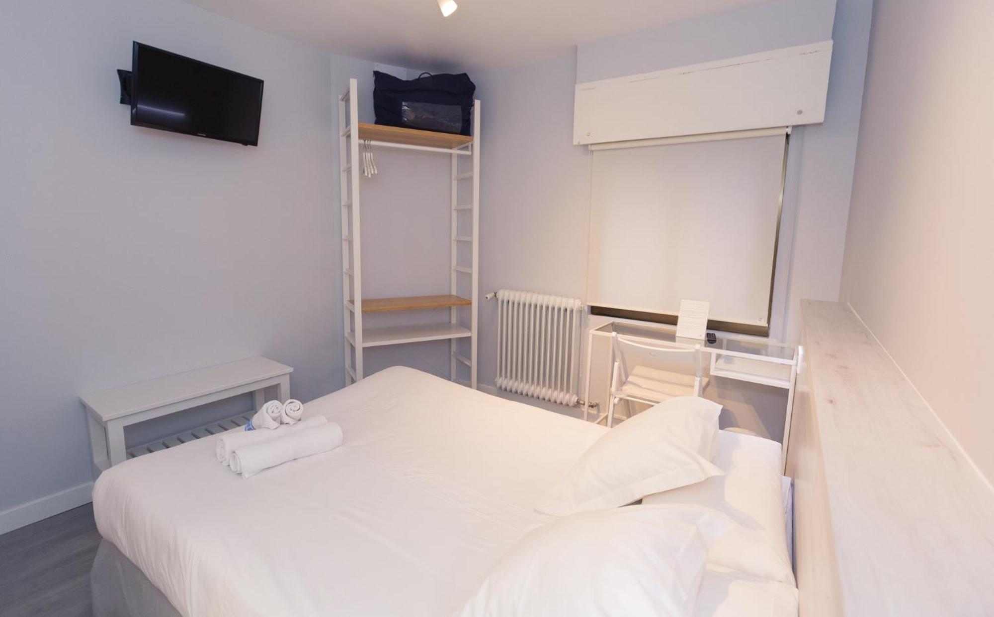 Hostal Viena โซรีอา ภายนอก รูปภาพ