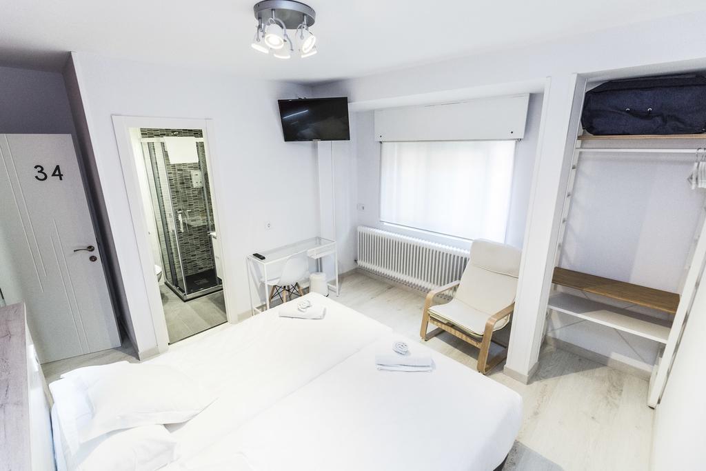 Hostal Viena โซรีอา ภายนอก รูปภาพ