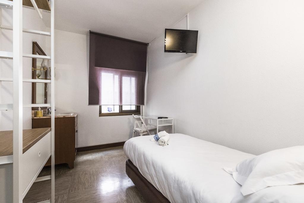 Hostal Viena โซรีอา ภายนอก รูปภาพ