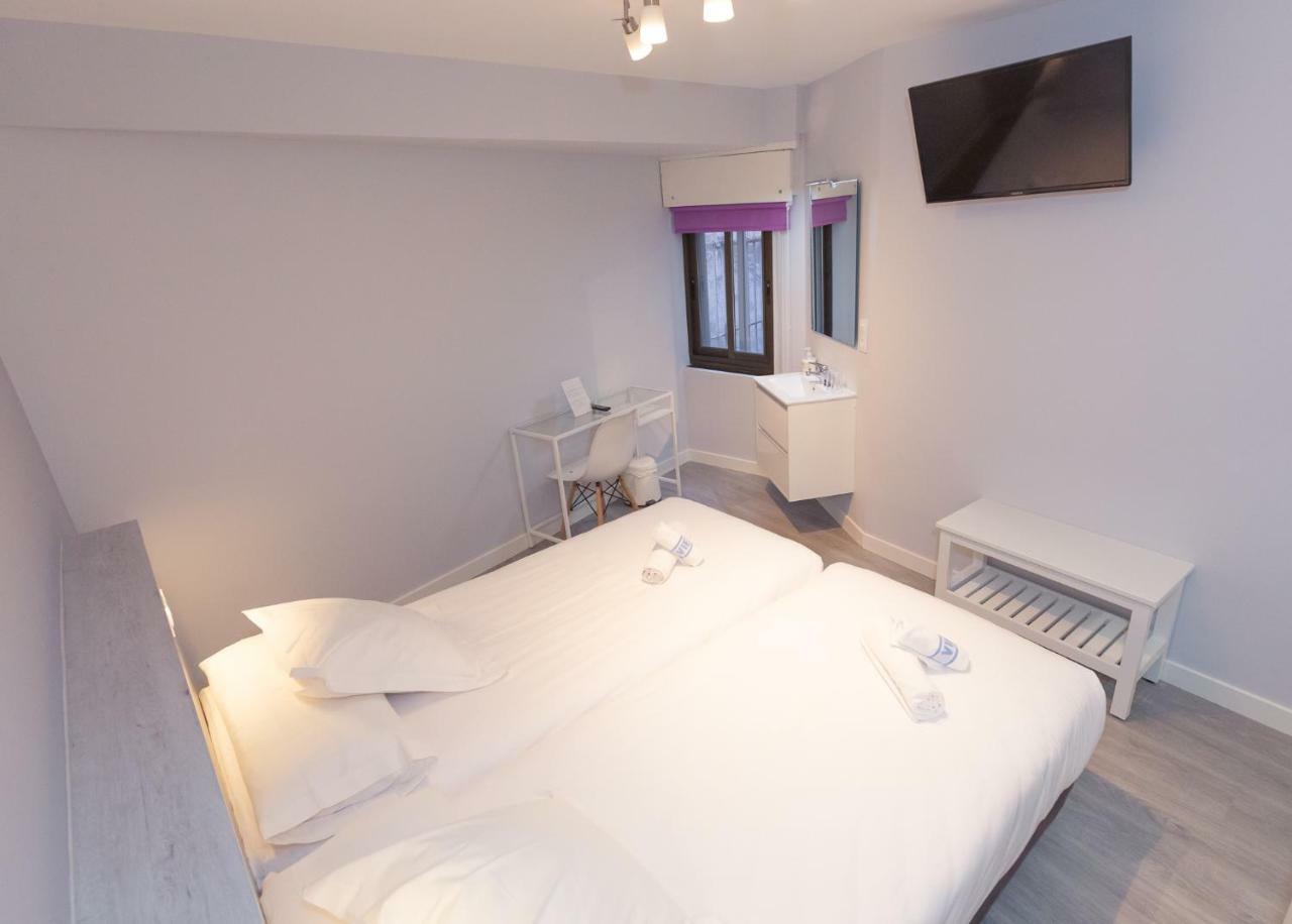 Hostal Viena โซรีอา ภายนอก รูปภาพ